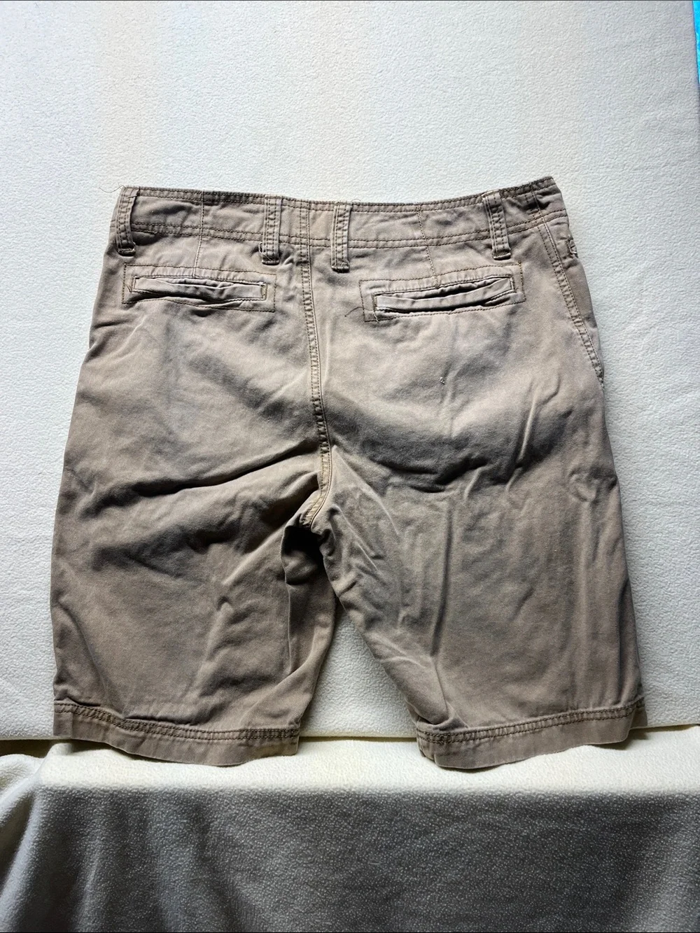 No Boundaries Men’s Tan Flat Front Shorts
